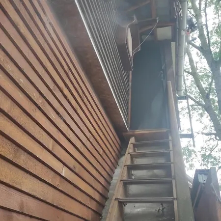 Perchée à 4,50m Le Nid De La Petite Grange Tente de luxe